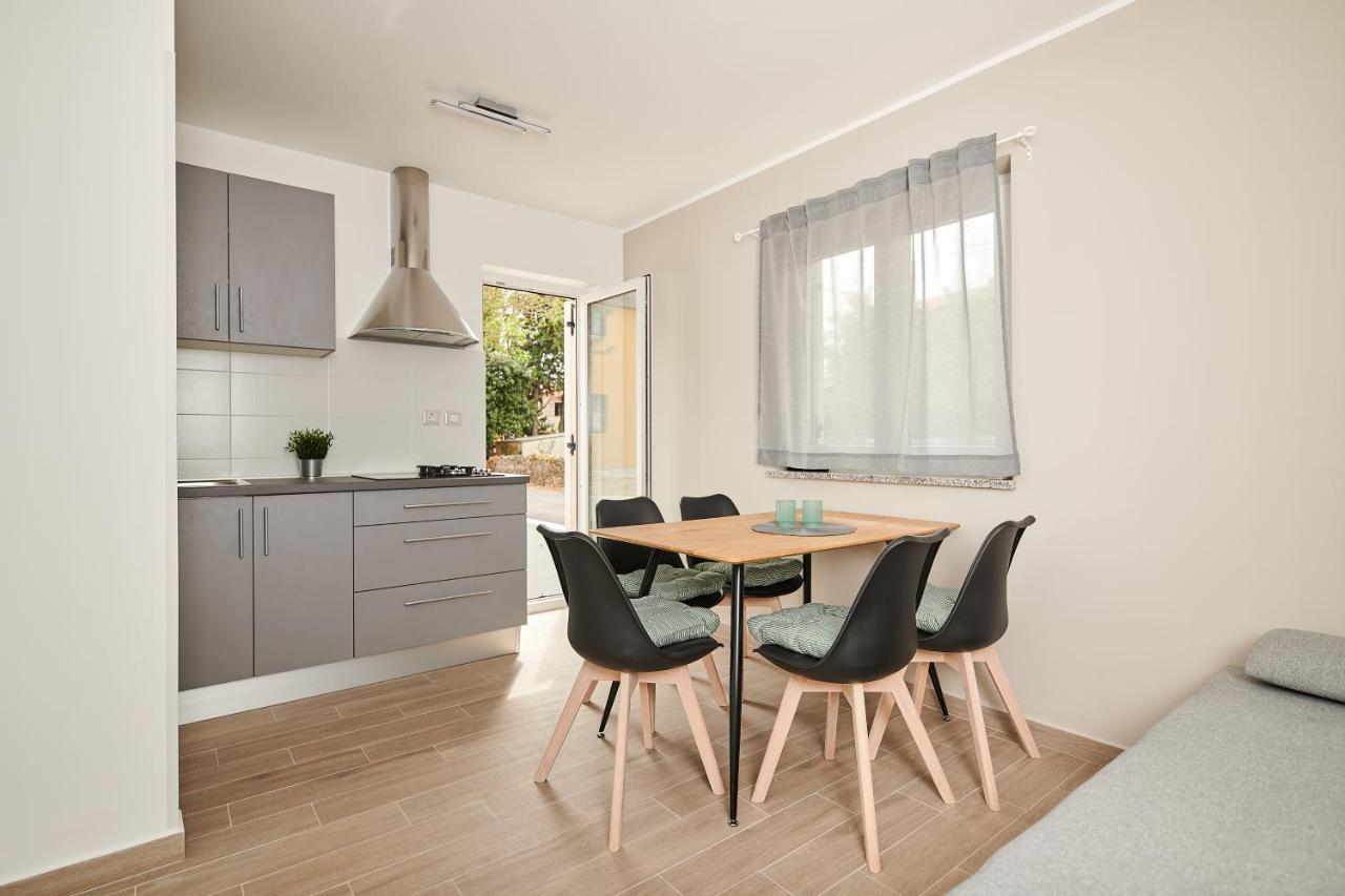 Villa Dvori Basanija Ngoại thất bức ảnh