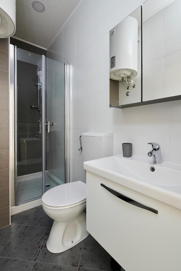 Villa Dvori Basanija Ngoại thất bức ảnh